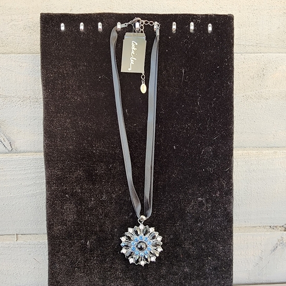 Cookie Lee Jewelry - Cookie Lee Silver, Black and Blue Pendant Necklace #82342 NWT